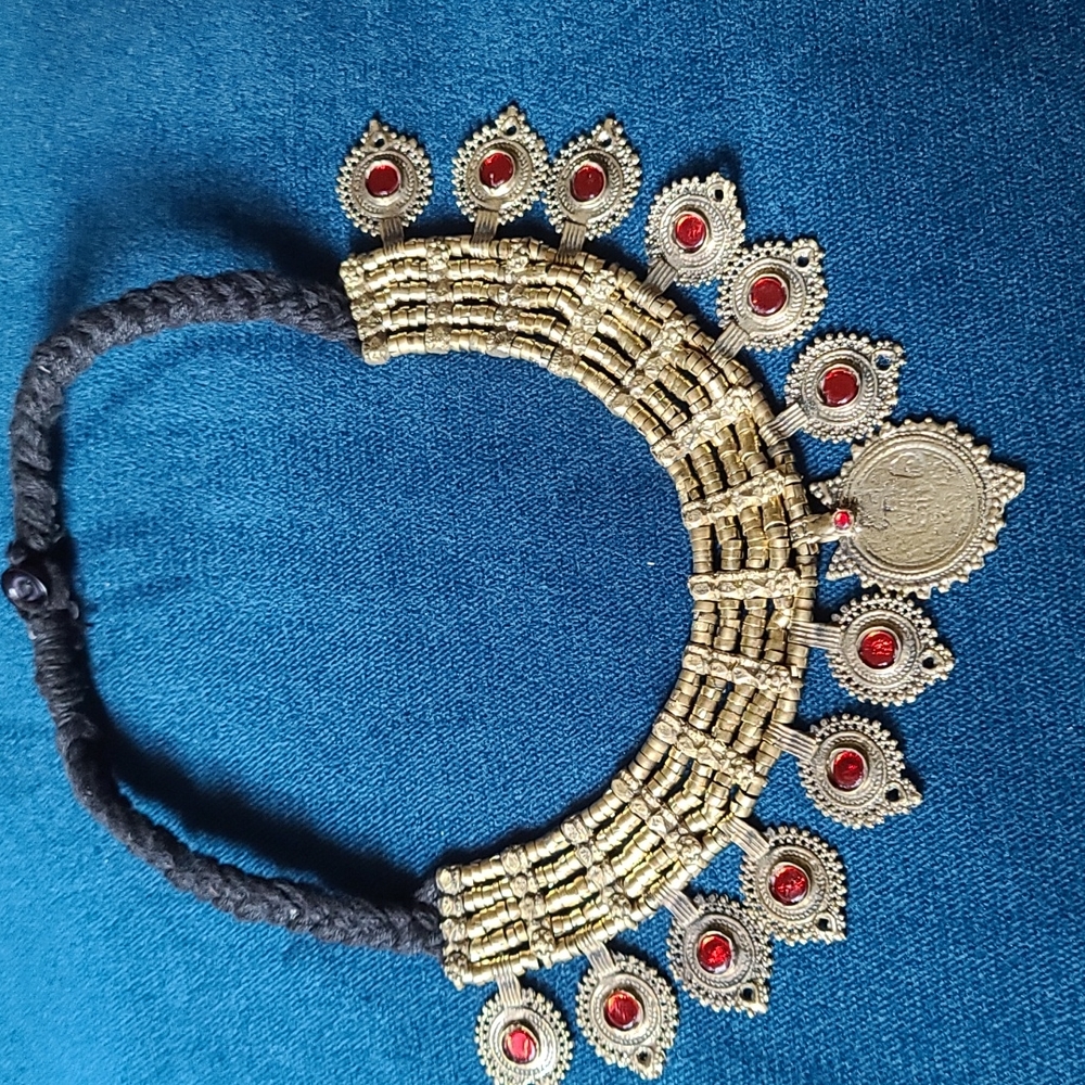 Jewelry - Picture 5 of 6